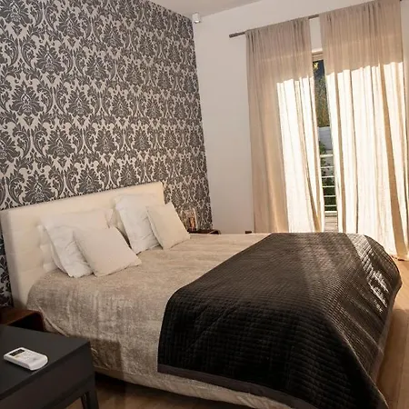 Croix Des Gardes Villa *