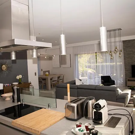 Croix Des Gardes カンヌ