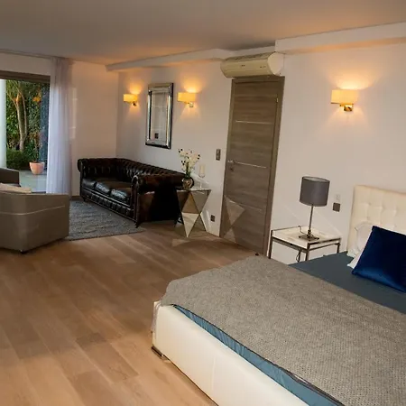 Croix Des Gardes ヴィラ